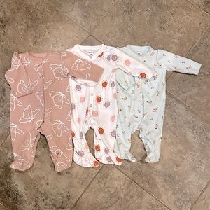 NWOT baby girl Carter’s snap sleepers